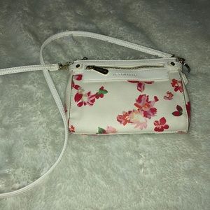 liz claiborne purse